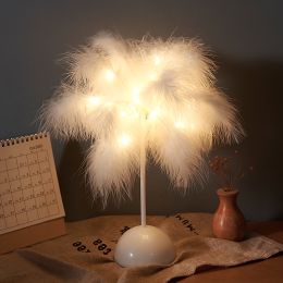 Feather Lamp Nordic Desk Lamp European-Style Bedroom Bedside Feather Table Lamp Night Light Table Lamp Decoration Modern (Color: White Battery)